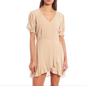 Gianni Bini Nude Wrap Dress with Puffy Sleeves, Size M